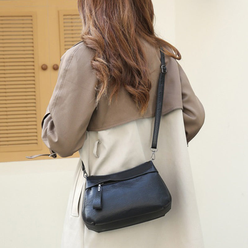 Classic Faux Leather Shoulder Bag | Sleek and Versatile | Everyday Elegance